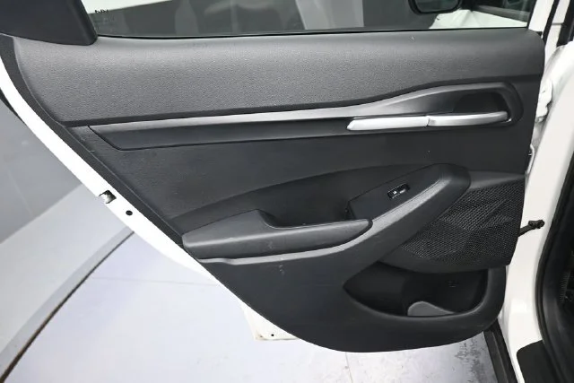Used 2024 White Kia LX image 25