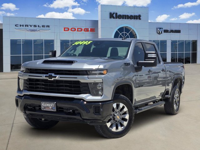 Pre-Owned 2024 Chevrolet Silverado 2500HD Custom