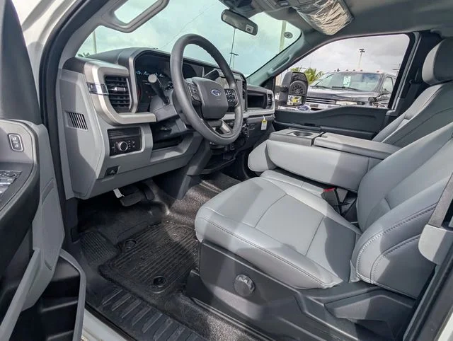 New 2026 Oxford White Ford F-350® XL image 7