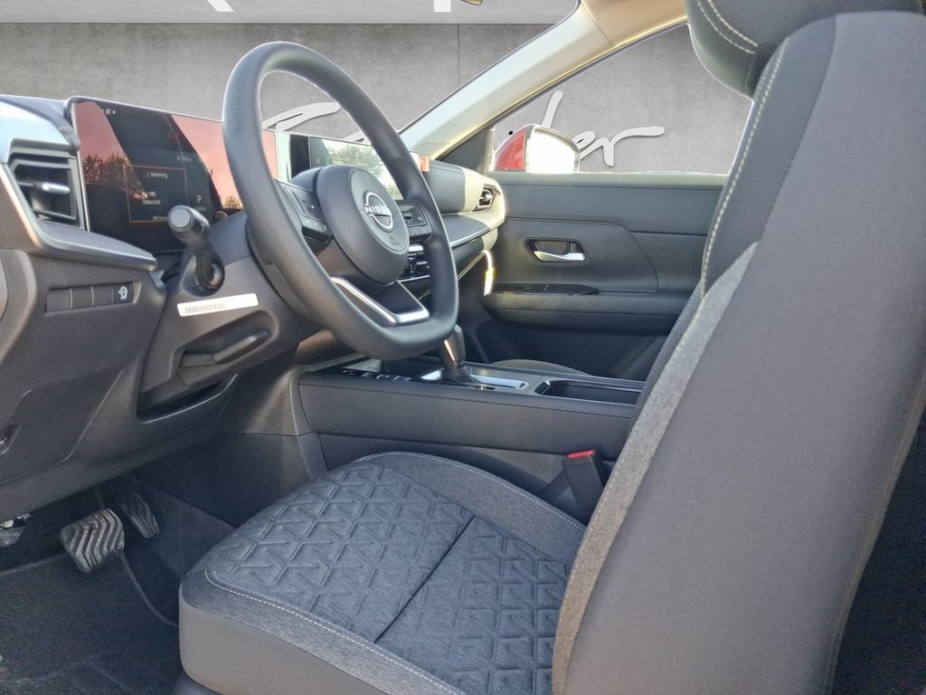 New 2026 Gun Metallic / Scarlet Ember Tintcoat Two-tone Nissan SV image 20