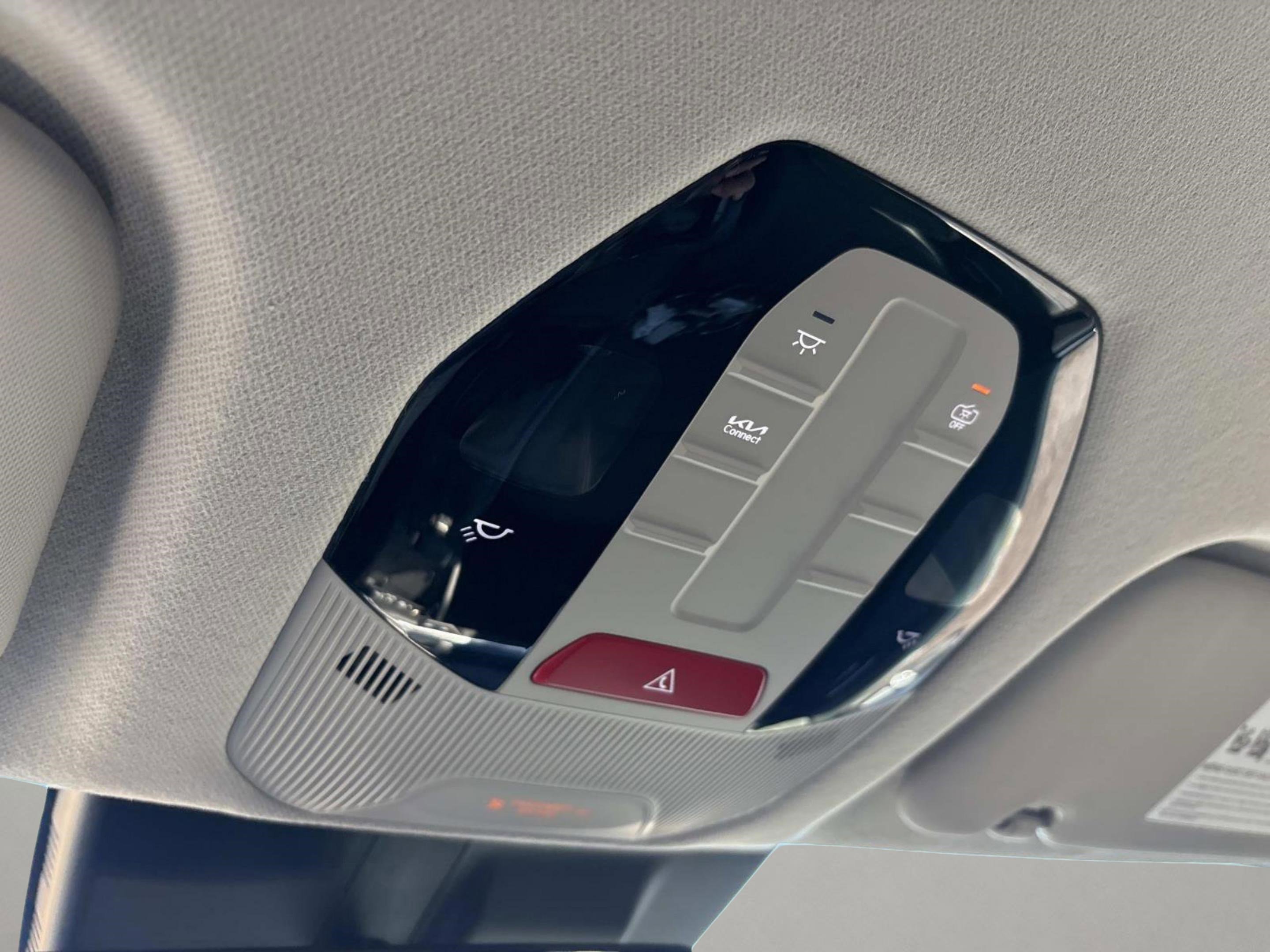 New 2025 Snow White Pearl Kia EX image 28