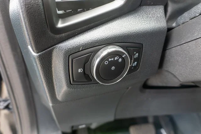 Used 2020 Black Ford SE image 20