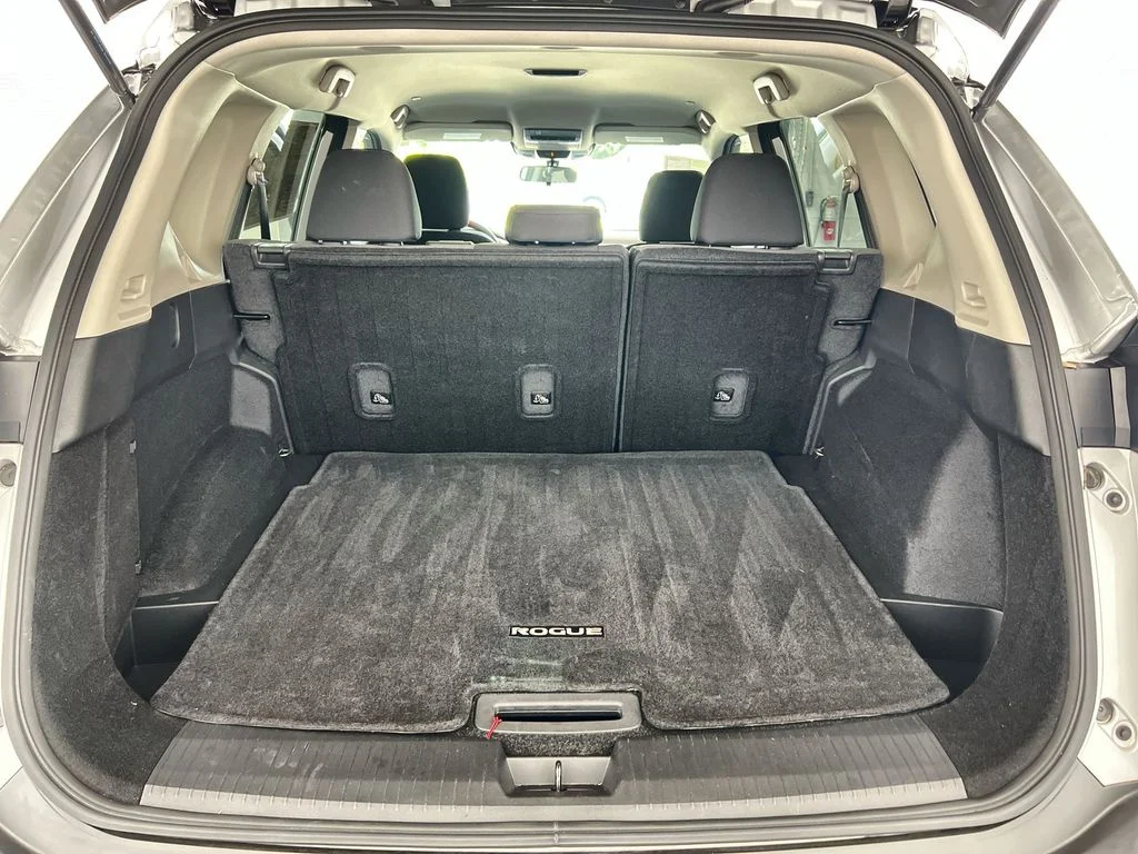 Certified Used 2023 Silver Nissan SV image 19