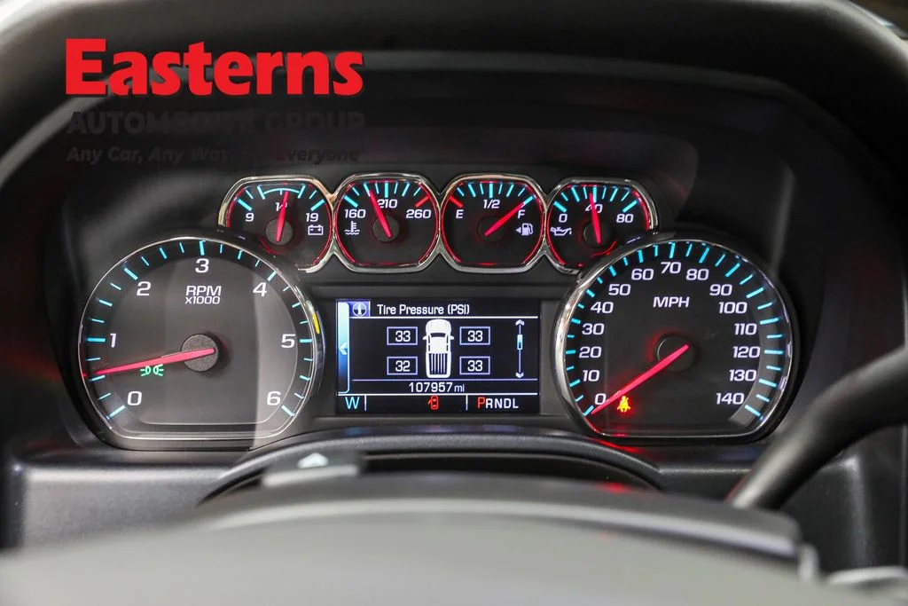 Used 2018 White Chevrolet LT image 18