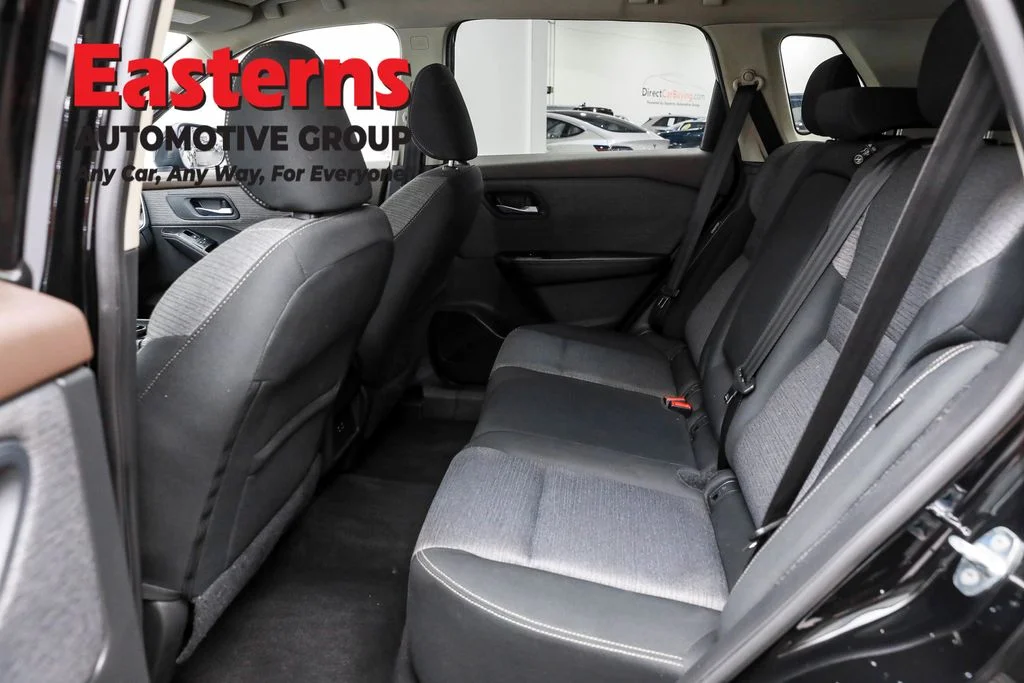 Used 2022 Black Nissan SV image 20
