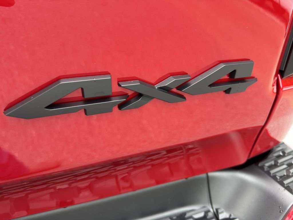 New 2026 Molten Red Pearl-Coat Exterior Paint RAM Express image 40