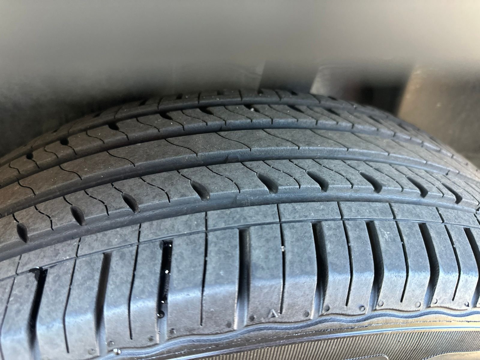 Used 2024 Silver Jeep Trailhawk image 12