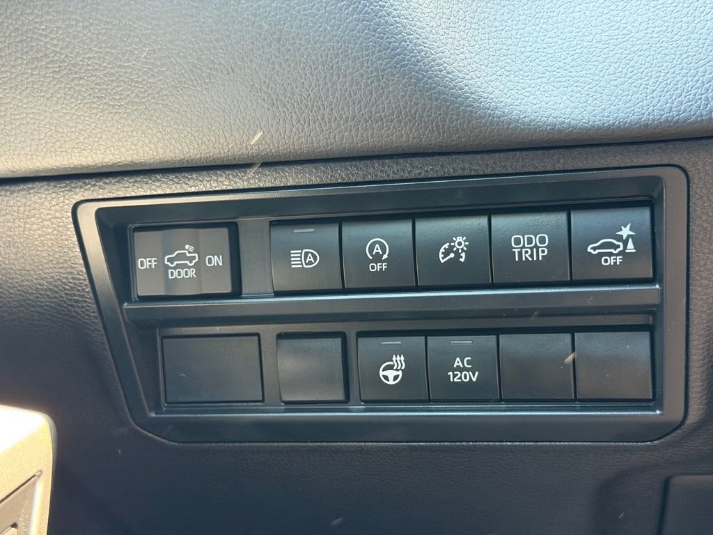 Certified Used 2026  Toyota Limited image 32