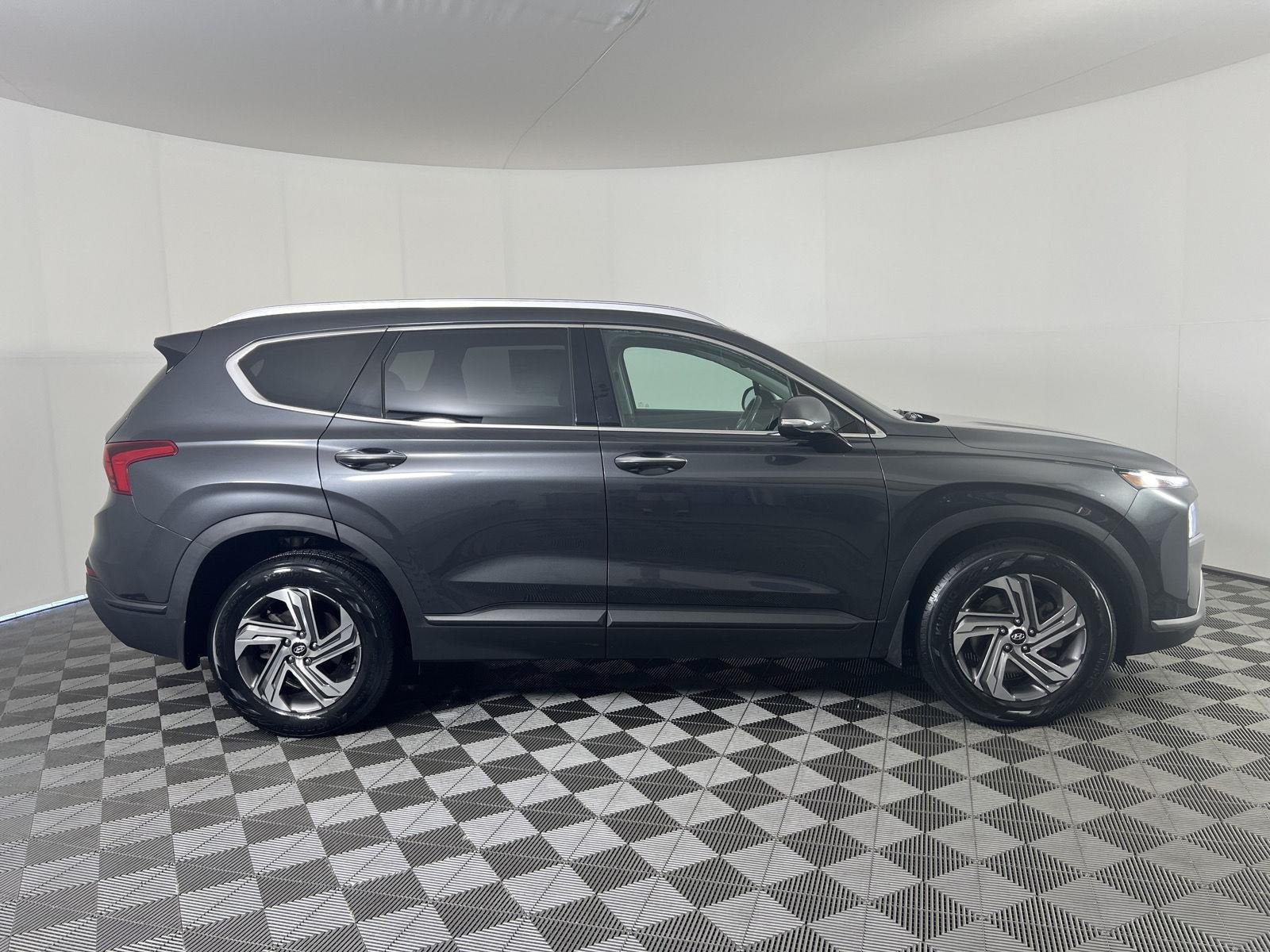 Used 2023 Portofino Gray Hyundai SEL image 2