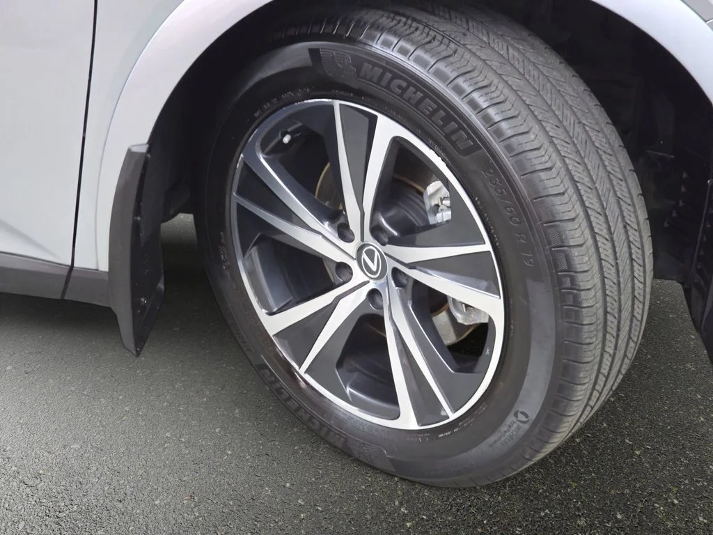 Certified Used 2023 Silver Lexus 350 Premium image 33
