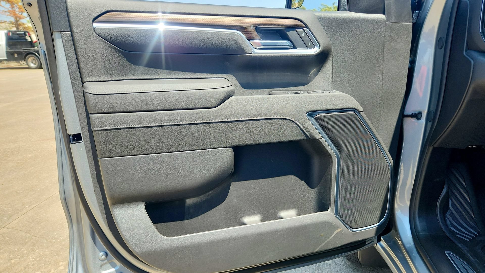 2026 Chevrolet Silverado 1500 LT - Photo 18