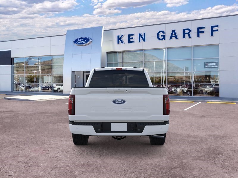 New 2026 Oxford White Ford XLT image 5