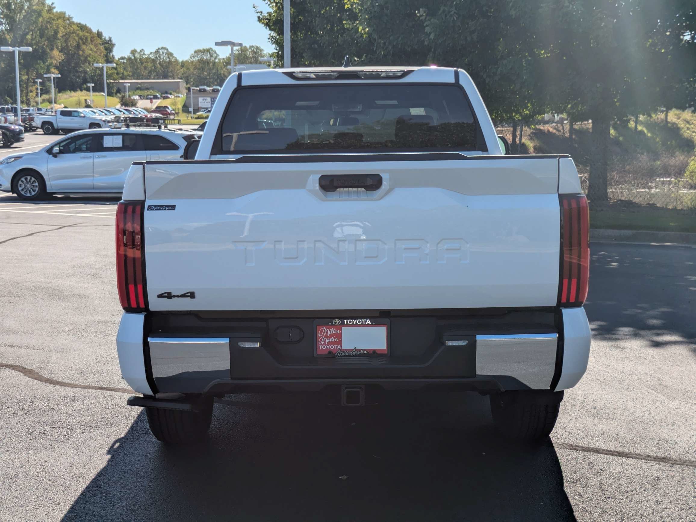 New 2026 Ice Cap Toyota SR5 image 5