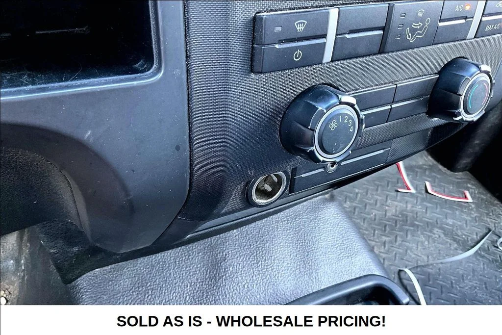 Used 2011 Silver Ford XL image 17