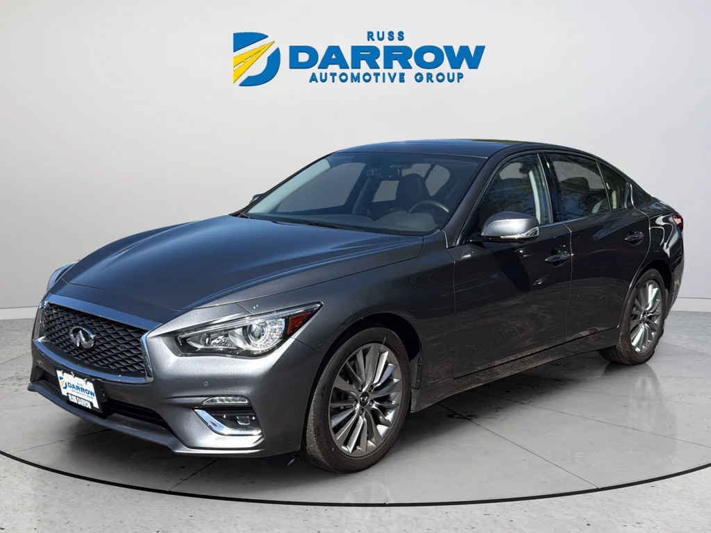 Used 2023 Gray INFINITI LUXE image 1