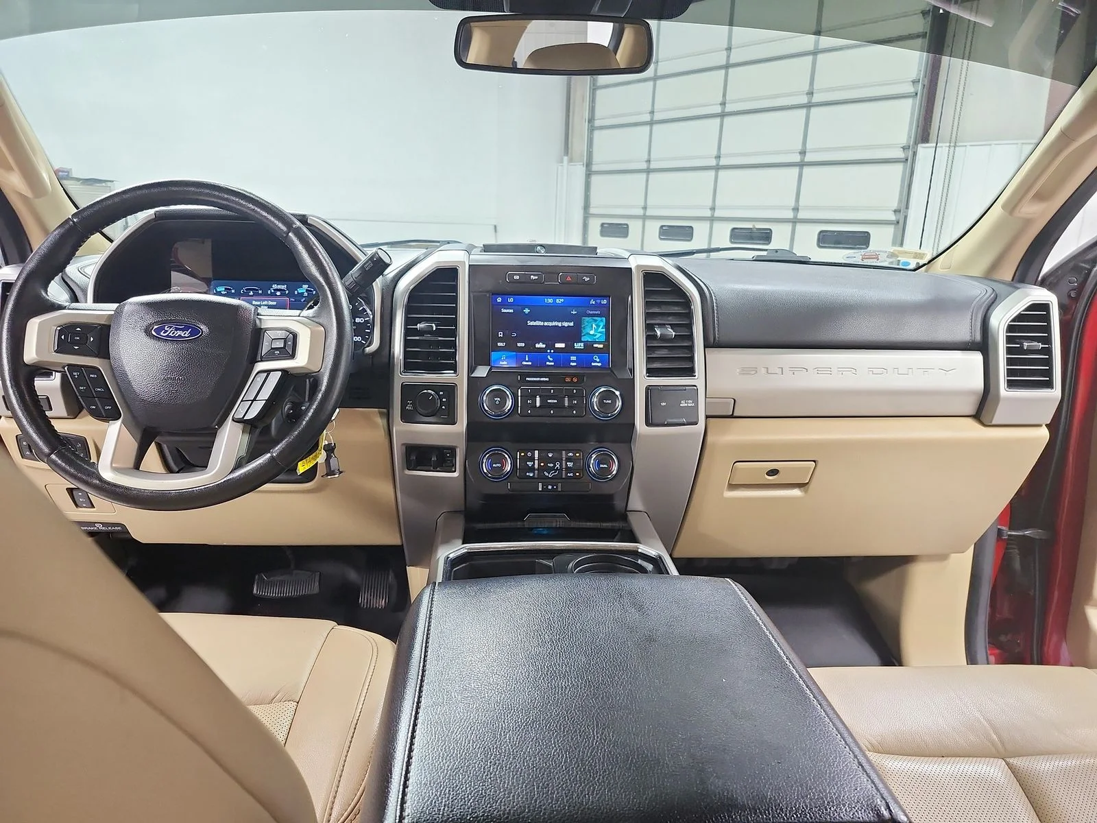 Used 2021 Red Ford Lariat image 25