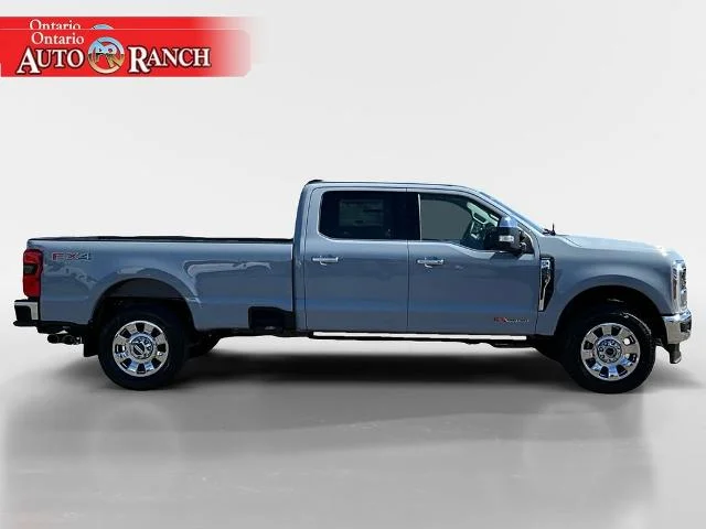 New 2026 Glacier Gray Metallic Tri-Coat Ford F-350® Lariat® image 27