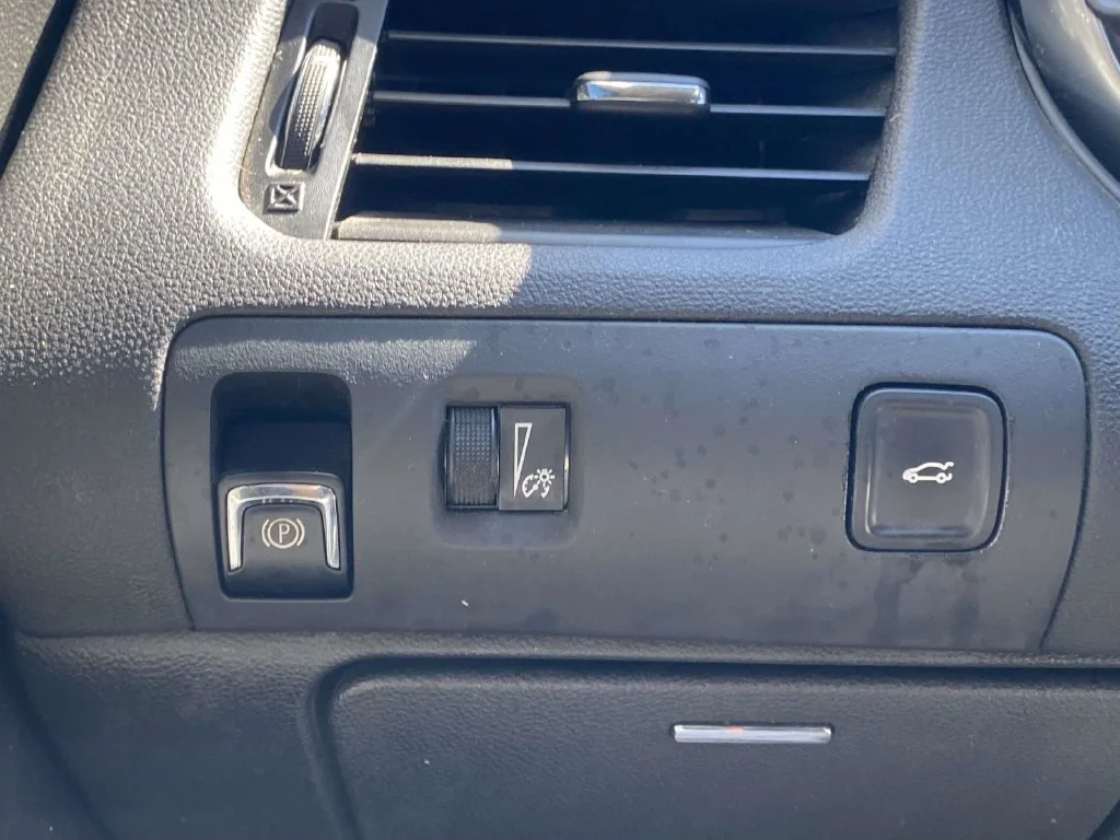 Used 2019 Blue Chevrolet LT image 34