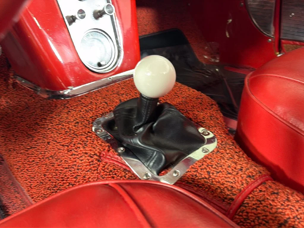Used 1961 Red Chevrolet  image 26