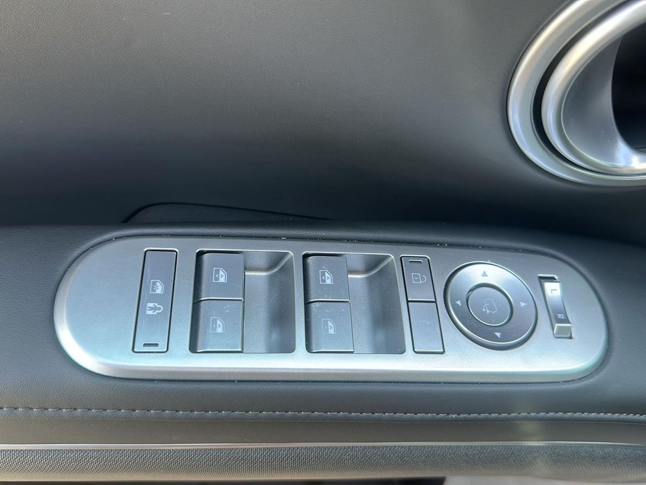 New 2026 Ecotronic Gray Pearl Hyundai Calligraphy AWD image 10