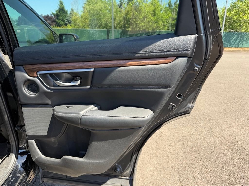 Used 2017  Honda EX-L image 23
