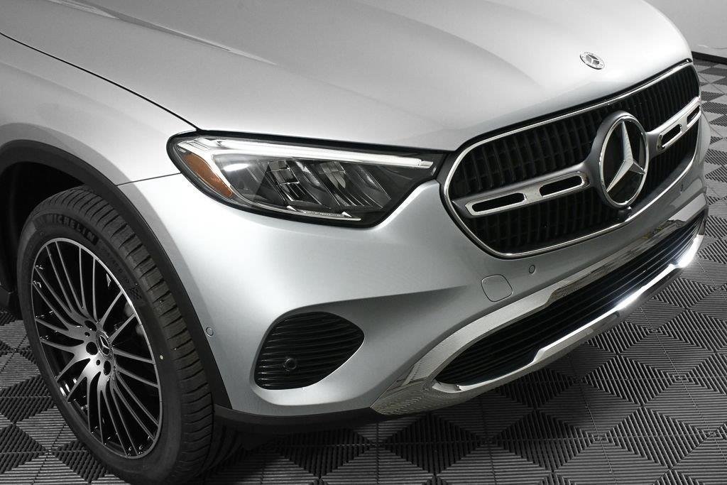 New 2026 Cirrus Silver Metallic Mercedes-Benz GLC 300 image 36