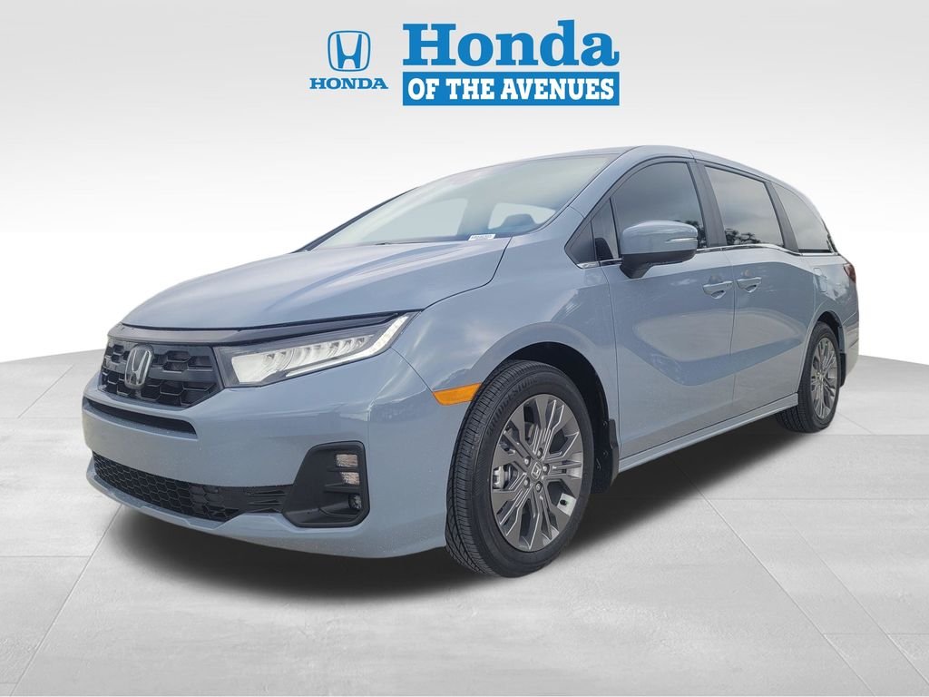 New 2026 Sonic Gray Pearl Honda Touring image 3