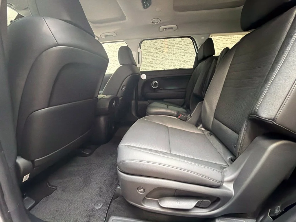 New 2027 Creamy White Pearl Hyundai Limited image 15