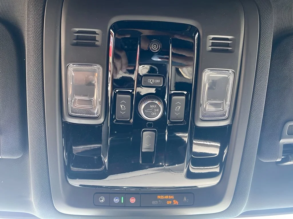 New 2026 Polar White Tricoat Chevrolet Premier image 27