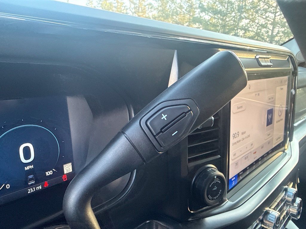 New 2027 White Ford Lariat image 21