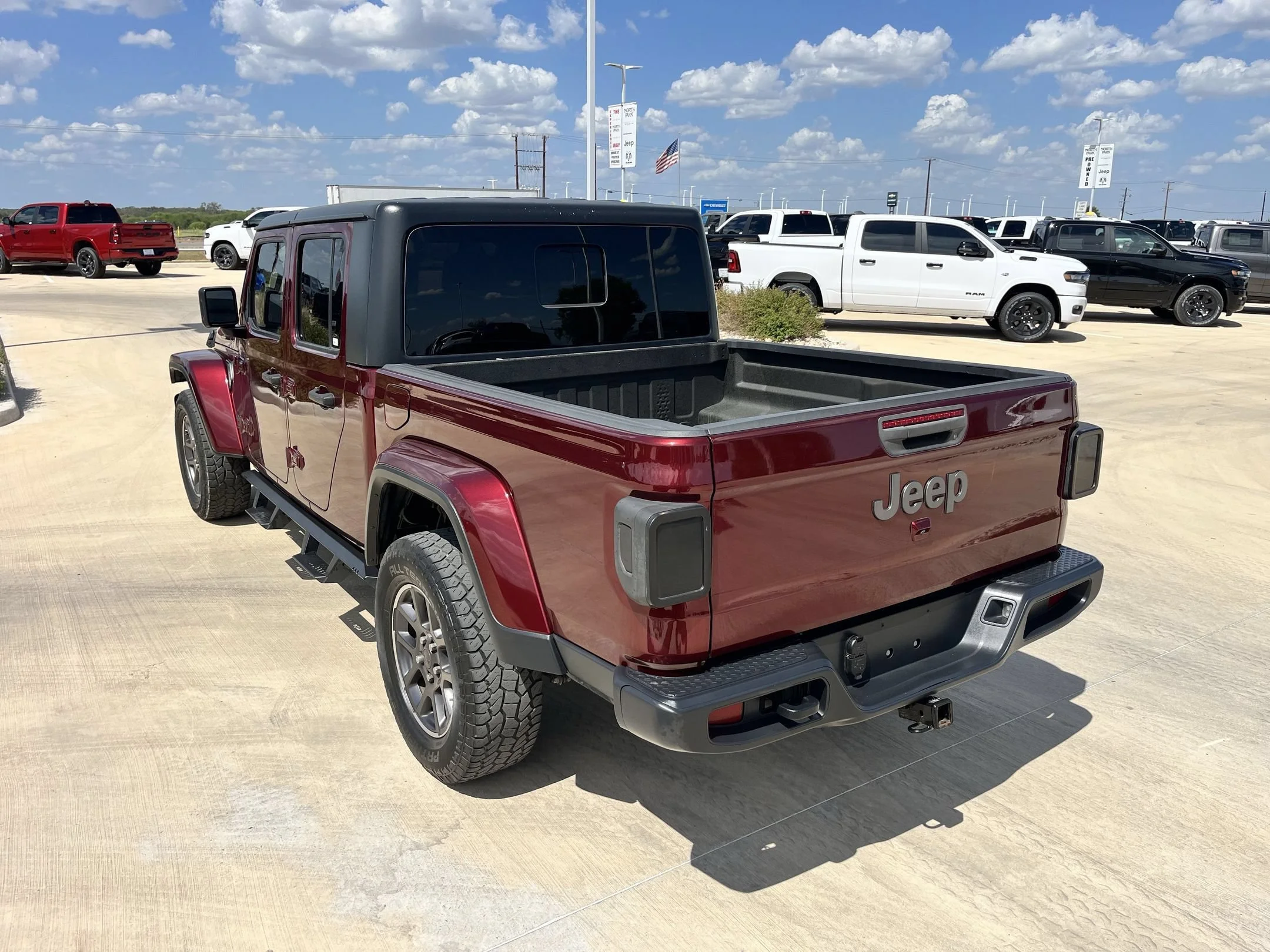 Used 2021 Red Jeep Sport image 5