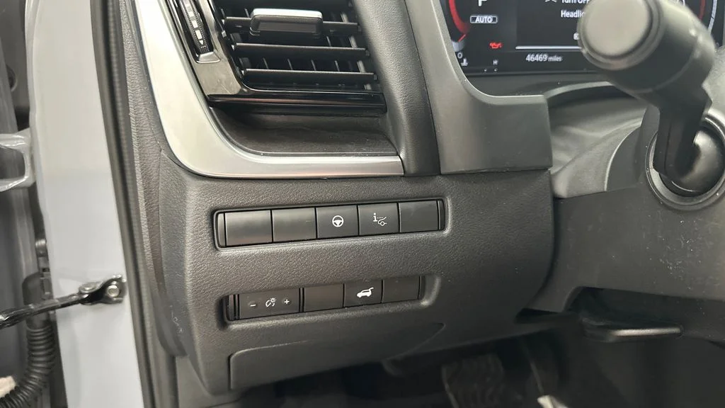 Certified Used 2023 Gray Nissan Platinum image 30