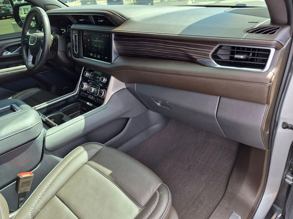 Used 2024 Sterling Metallic GMC Denali image 27