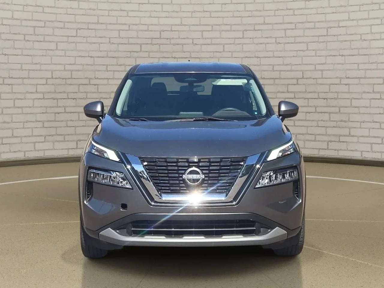 Used 2023 Gun Metallic Nissan SV image 1