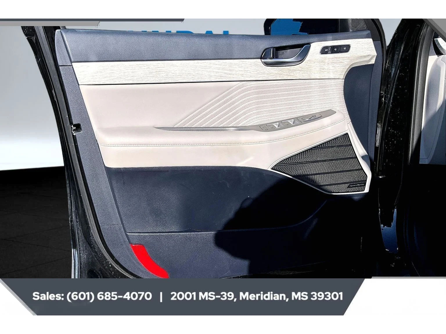Used 2023 Abyss Black Pearl Hyundai Calligraphy image 17