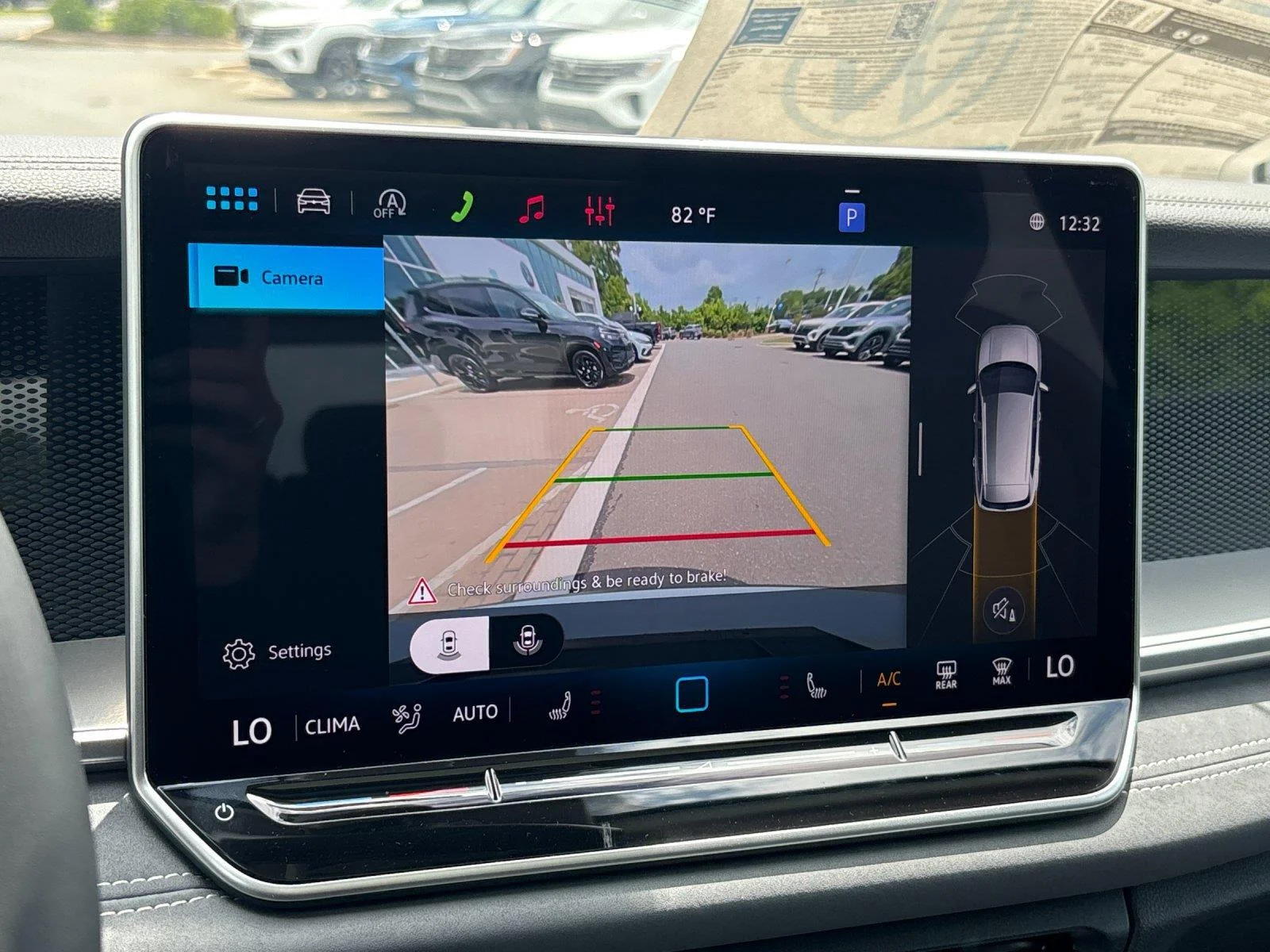 New 2026  Volkswagen SE image 25