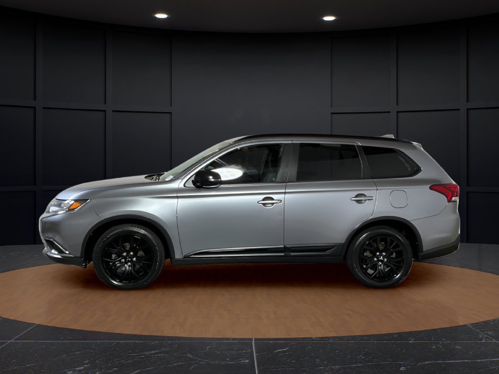 Used 2018 Mitsubishi Outlander LE with VIN JA4AZ3A31JZ052023 for sale in Post Falls, ID
