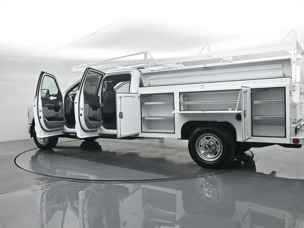 New 2026 Oxford White Ford XL image 39