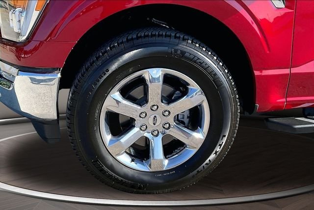 Used 2022 Red Ford XLT image 9