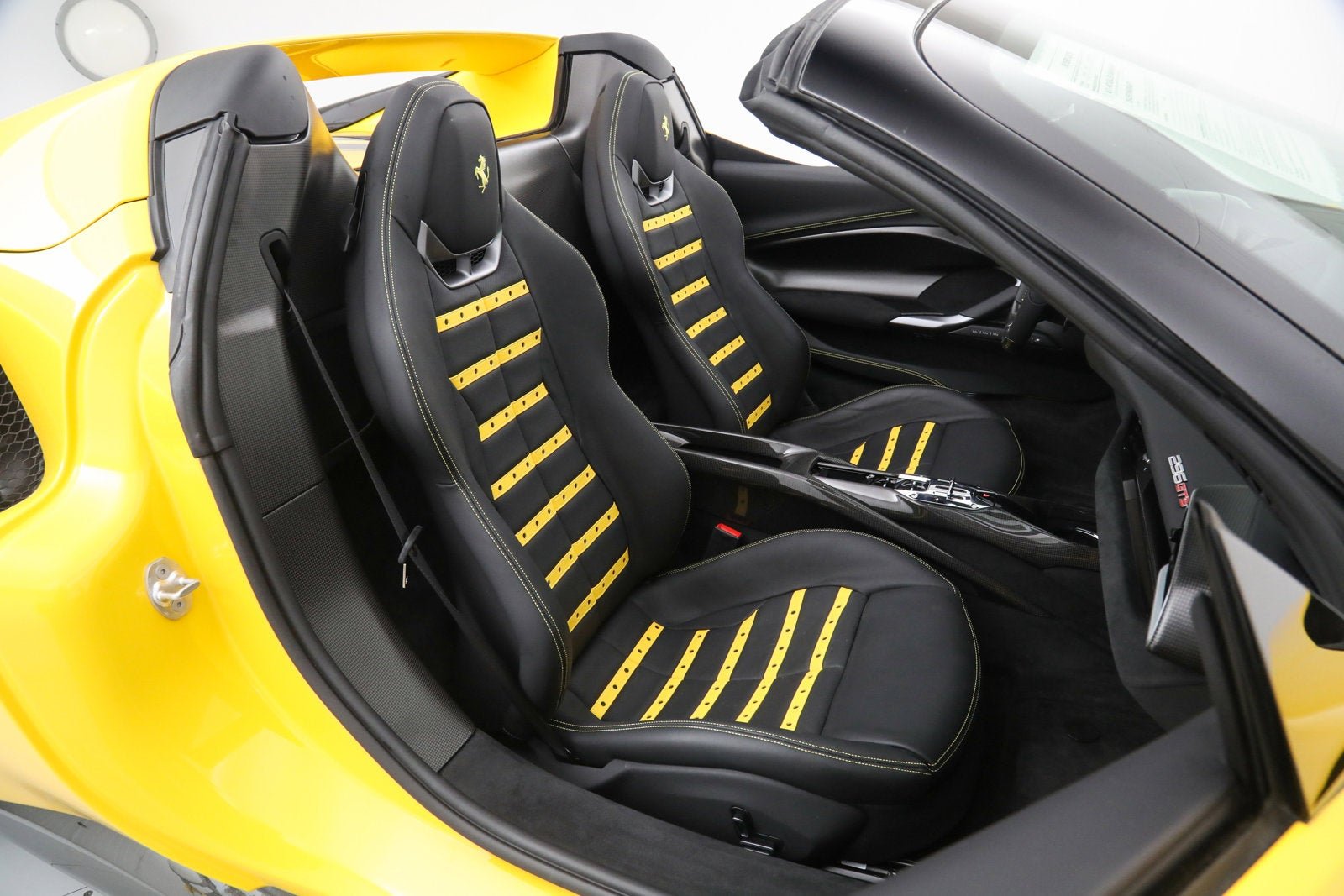 Used 2024 Giallo Modena Ferrari  image 24