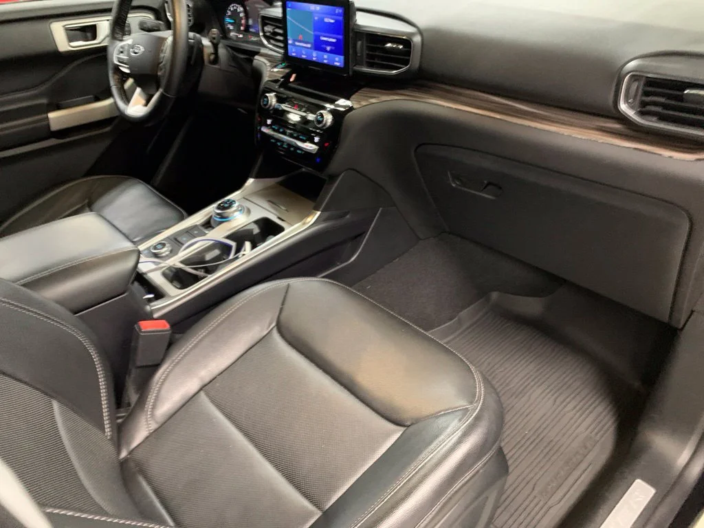 Used 2021 Black Ford Limited image 16