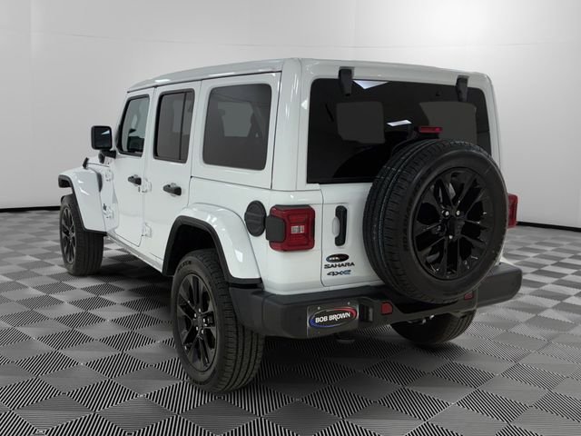 Used 2025 White Jeep Sahara 4xe image 3