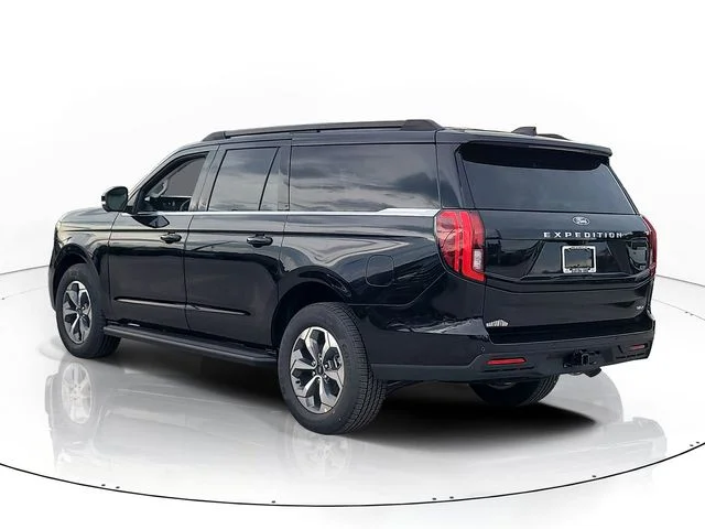 New 2027 Black Metallic Ford Active image 7