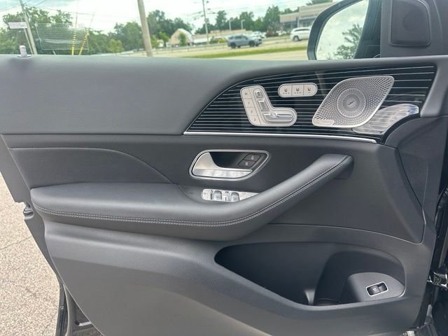 New 2026 Obsidian Black Metallic Mercedes-Benz GLE 350 image 11
