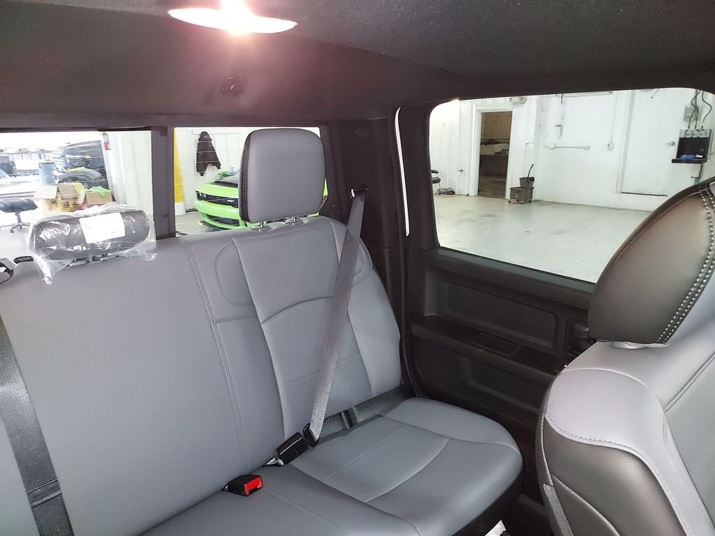 New 2026 Bright White Clear-Coat Exterior Paint RAM Tradesman image 14