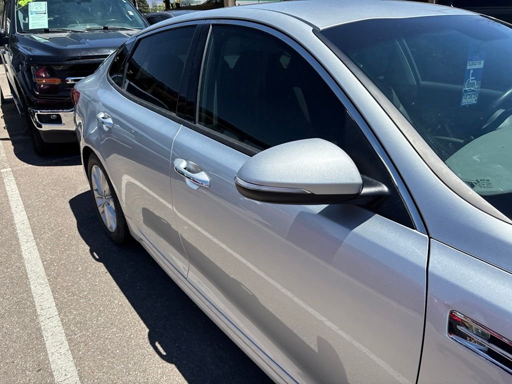 Used 2016 Silver Kia EX image 15