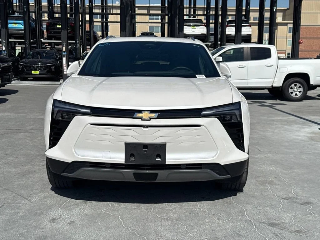 Used 2024 Chevrolet Blazer EV LT with VIN 3GNKDBRJ6RS220289 for sale in Los Angeles, CA