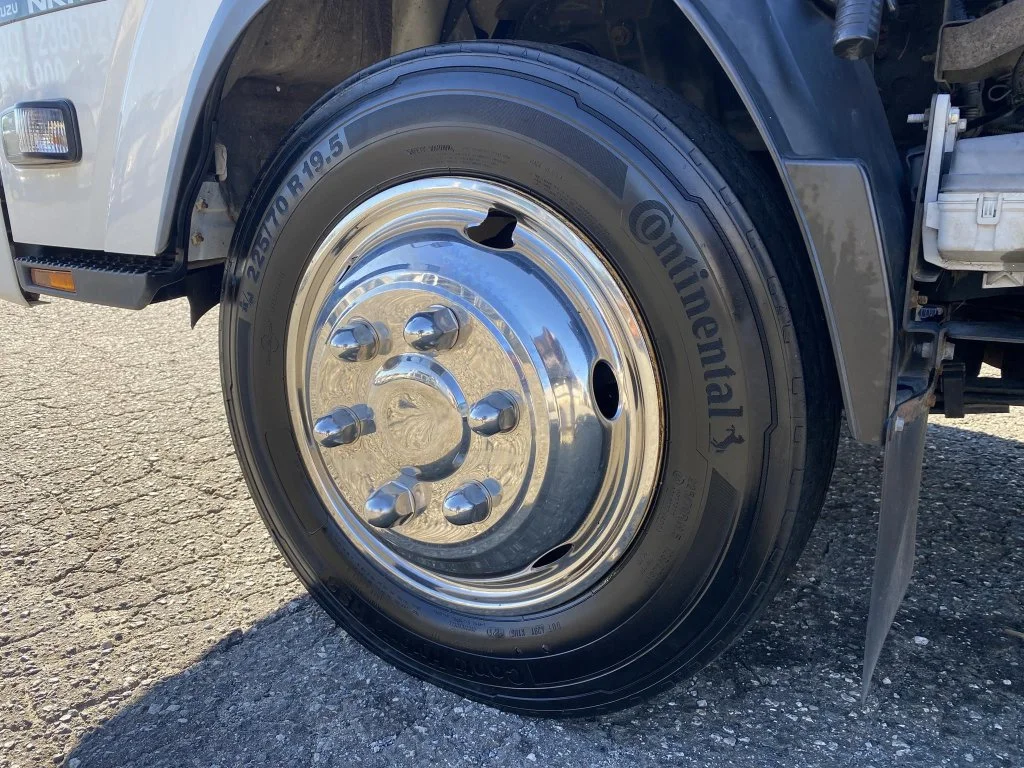 Used 2019  Isuzu Rollback image 61