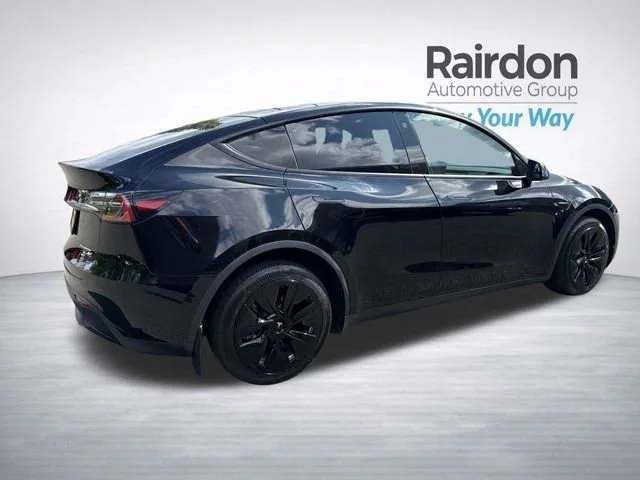 Used 2022 Black Tesla Long Range image 7