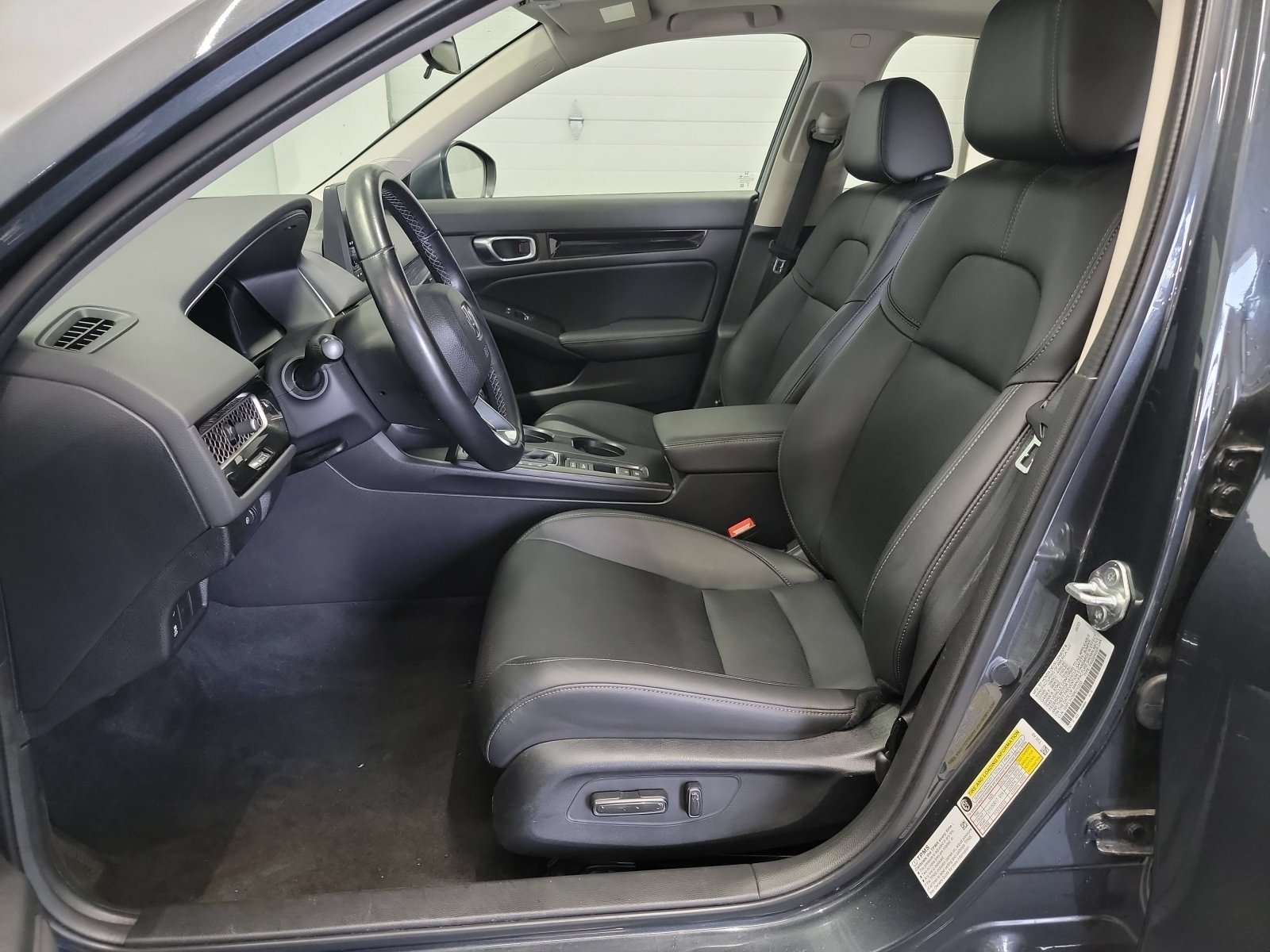 2023 Honda Civic Hatchback EX-L - Photo 12
